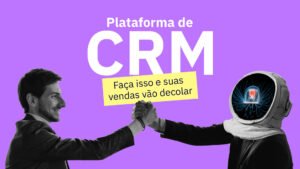 Duas pessoas se dando as mãos em sinal de parceria, assim como o CRM com as vendas.
